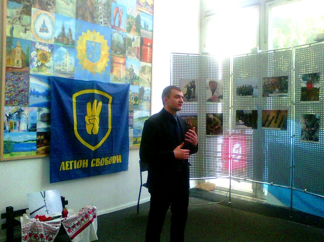 Світлини з передової АТО з перших рук – у музеї історії міста Хмельницького — фото 1