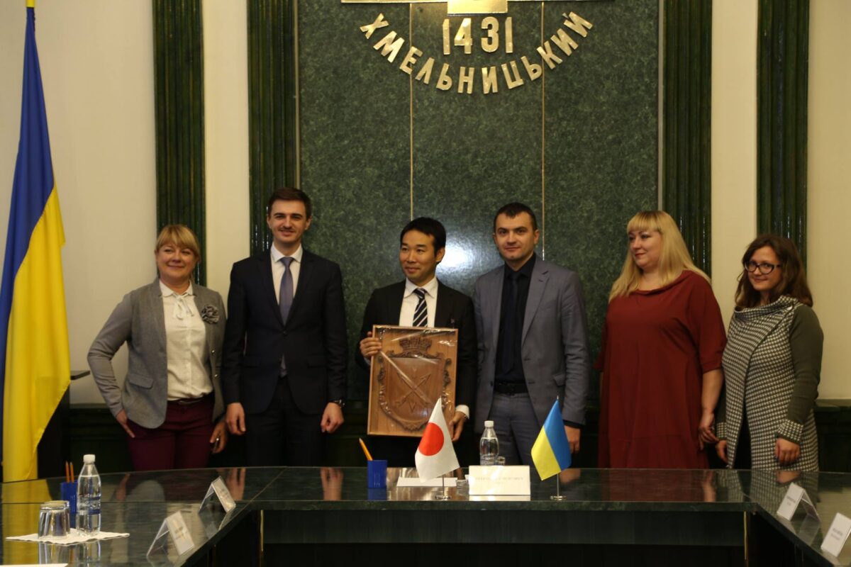 Екскурсія містом для представника посольства Японії в Україні від музею історії міста Хмельницького — фото 1