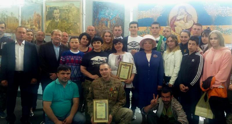 33 полотна білоруських митців – 33 білоруських погляди на військові події в АТО — фото 30