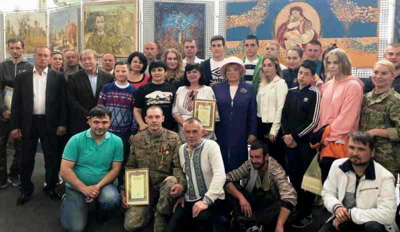 33 полотна білоруських митців – 33 білоруських погляди на військові події в АТО — фото 32