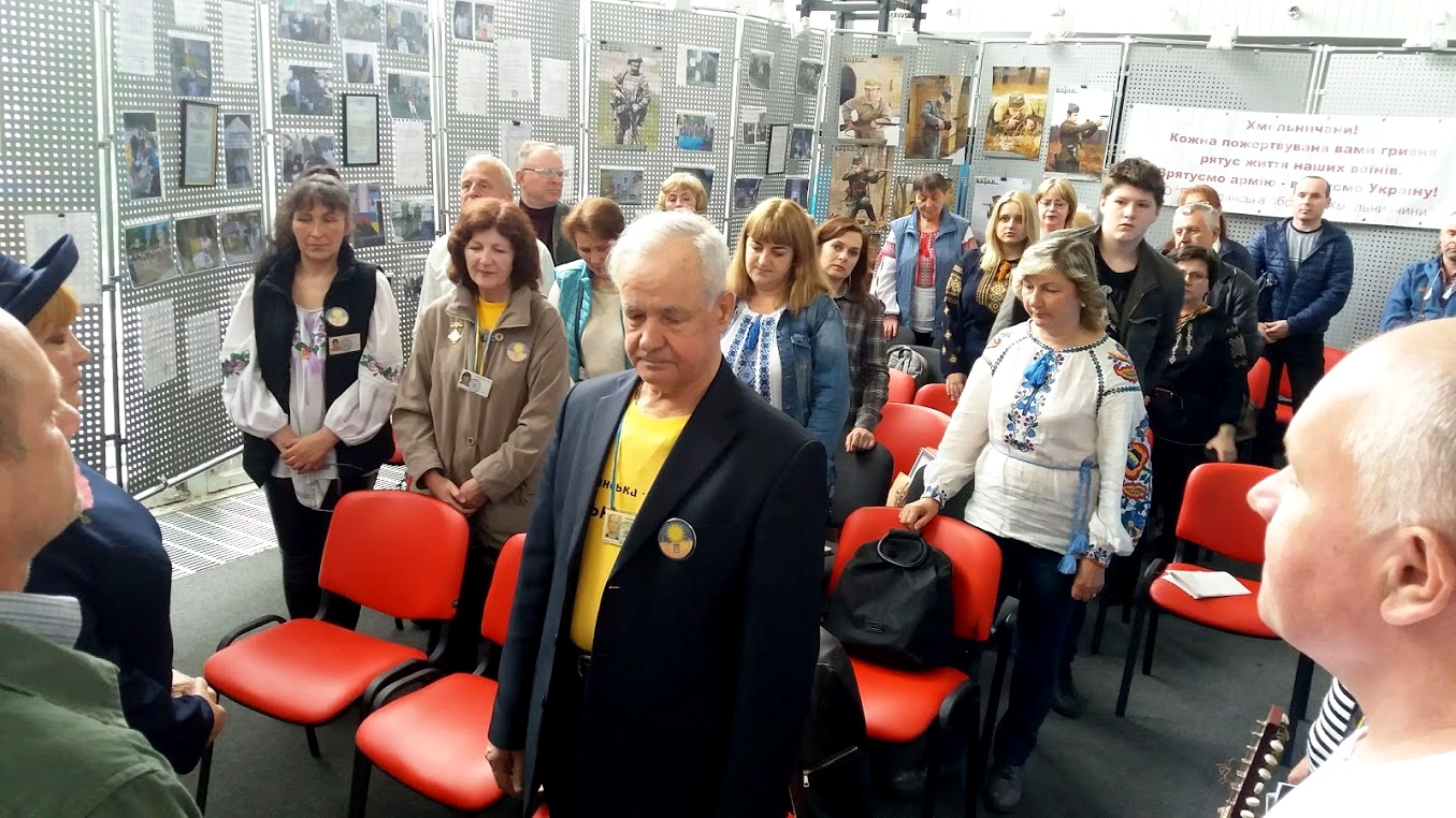 До Дня Героїв у музеї історії міста вшанували волонтерів — фото 12