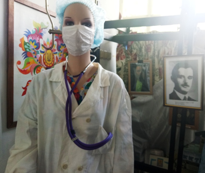 Міні-виставка «Медицина Хмельниччини» відкрилась у музеї історії міста — фото 13
