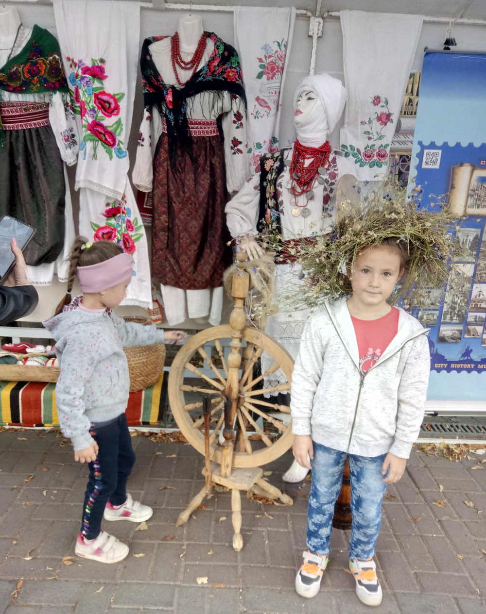 До Дня міста Хмельницького - "Машина часу" на Проскурівській за участю МІМХ — фото 8