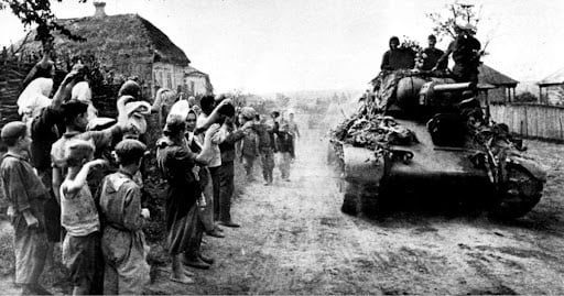 28 жовтня - День вигнання нацистських окупантів з України — фото 4