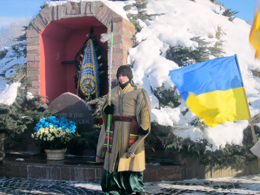 104-ТА РІЧНИЦЯ БИТВИ ПІД КРУТАМИ. ПАМ`ЯТІ ПЕРШИХ УКРАЇНСЬКИХ КІБОРГІВ — фото 12