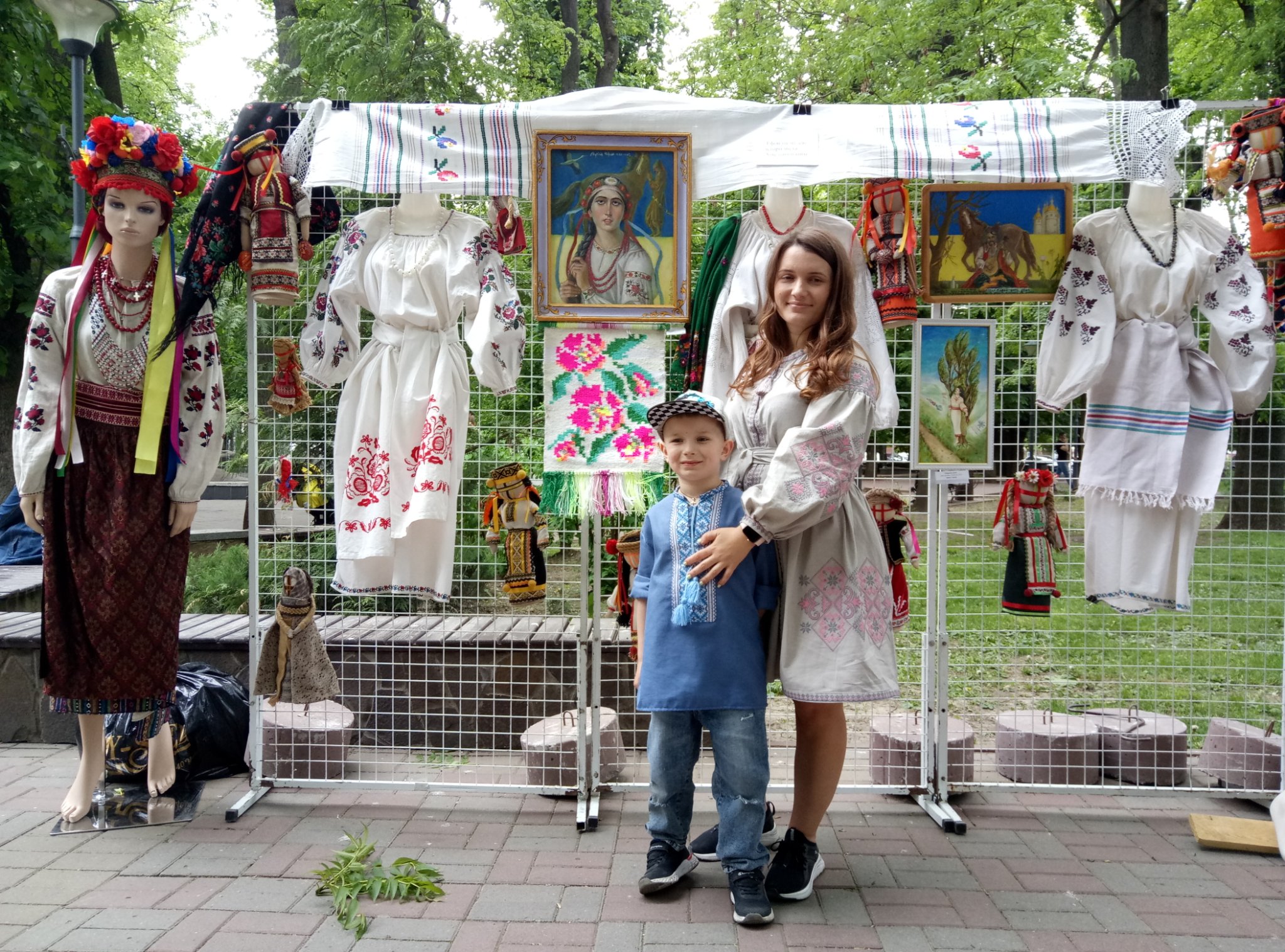 Етнографічна колекція МІМХ просто неба у День вишиванки — фото 5